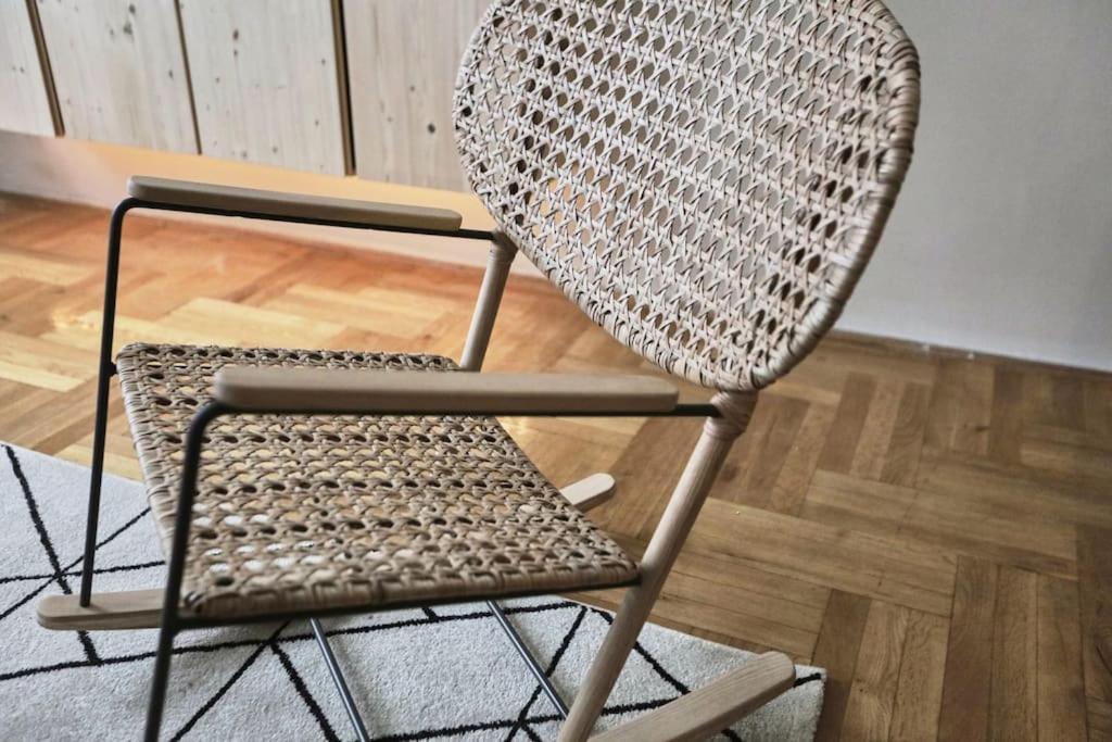 Unwind In Style W Sauna Dsgn 2Br Home Budapest Esterno foto